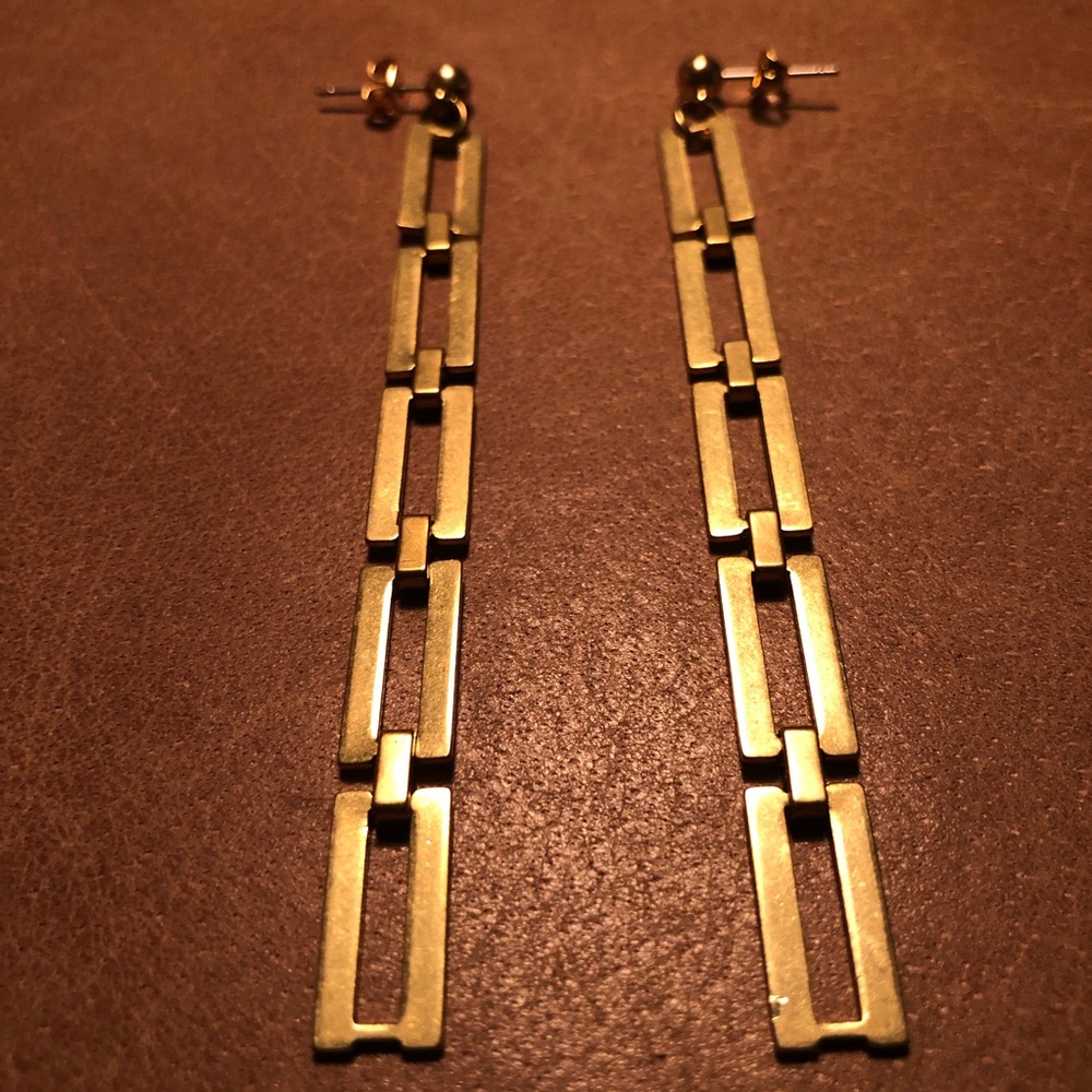 Brass chain link earrings - Picture 4 of 4
